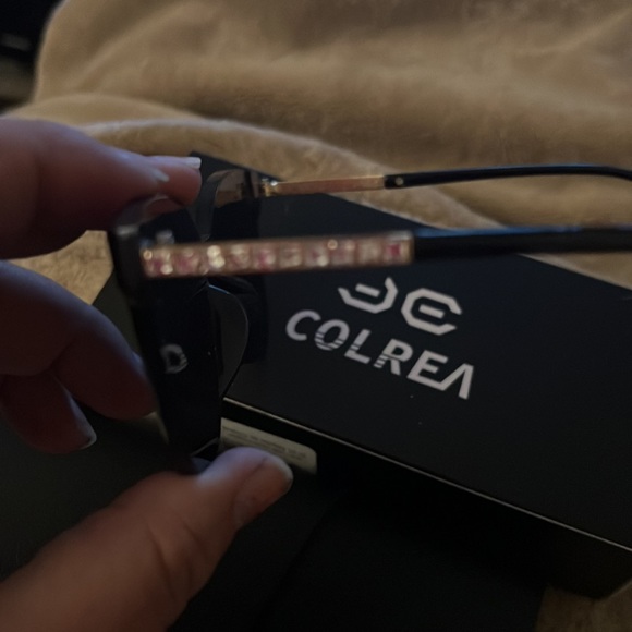 Black with Crystals Colrea dark glasses with case - Picture 6 of 7